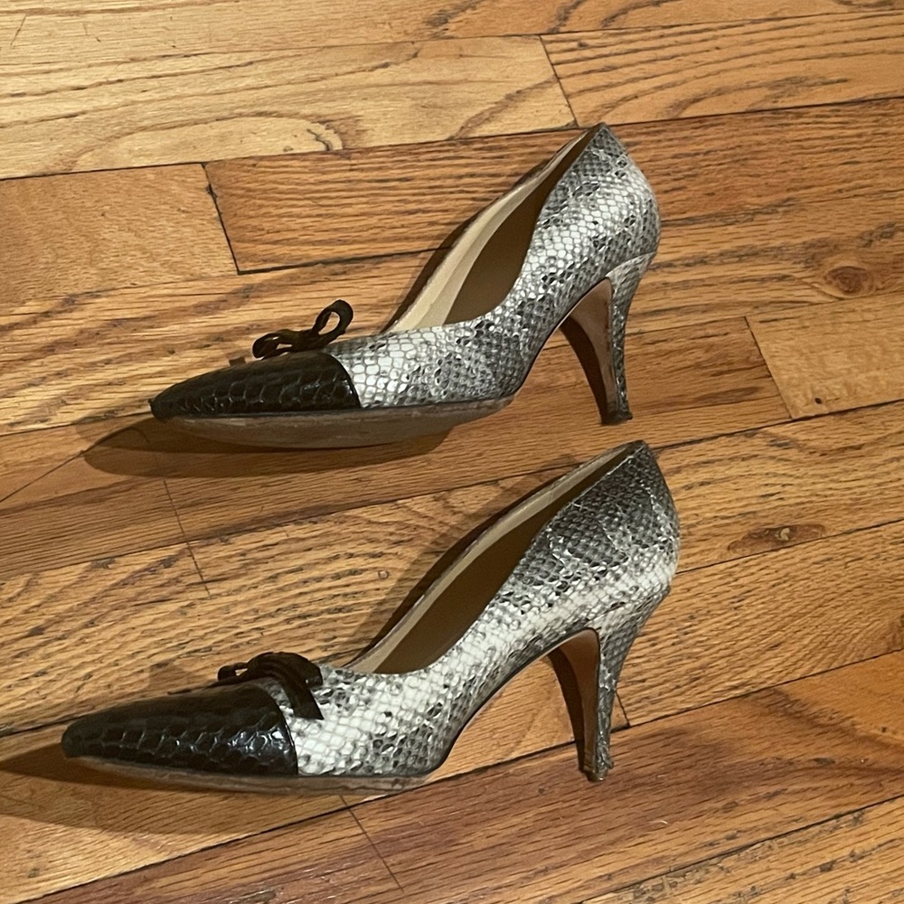 Kate Spade Leather Black and White Heels size 8